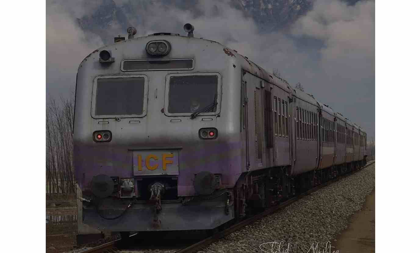 Train service suspended in Kashmir till 16 June 2